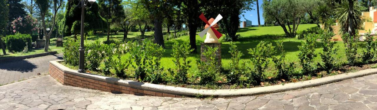 Residenza Verdemare Misano Adriatico Exterior foto